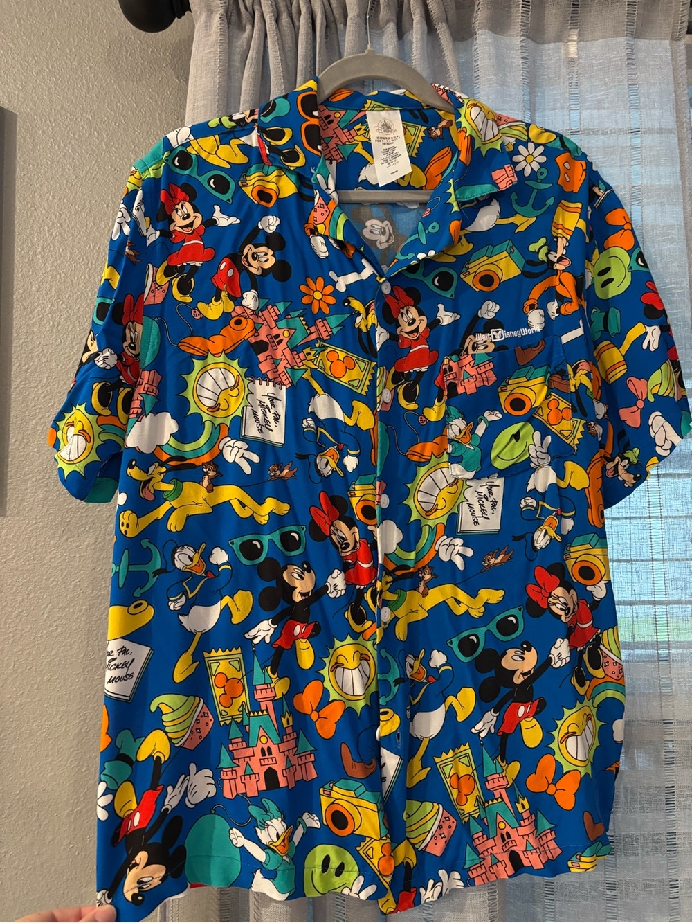 Disney Blue Mickey & Friends Vacation Print Button-Down Shirt